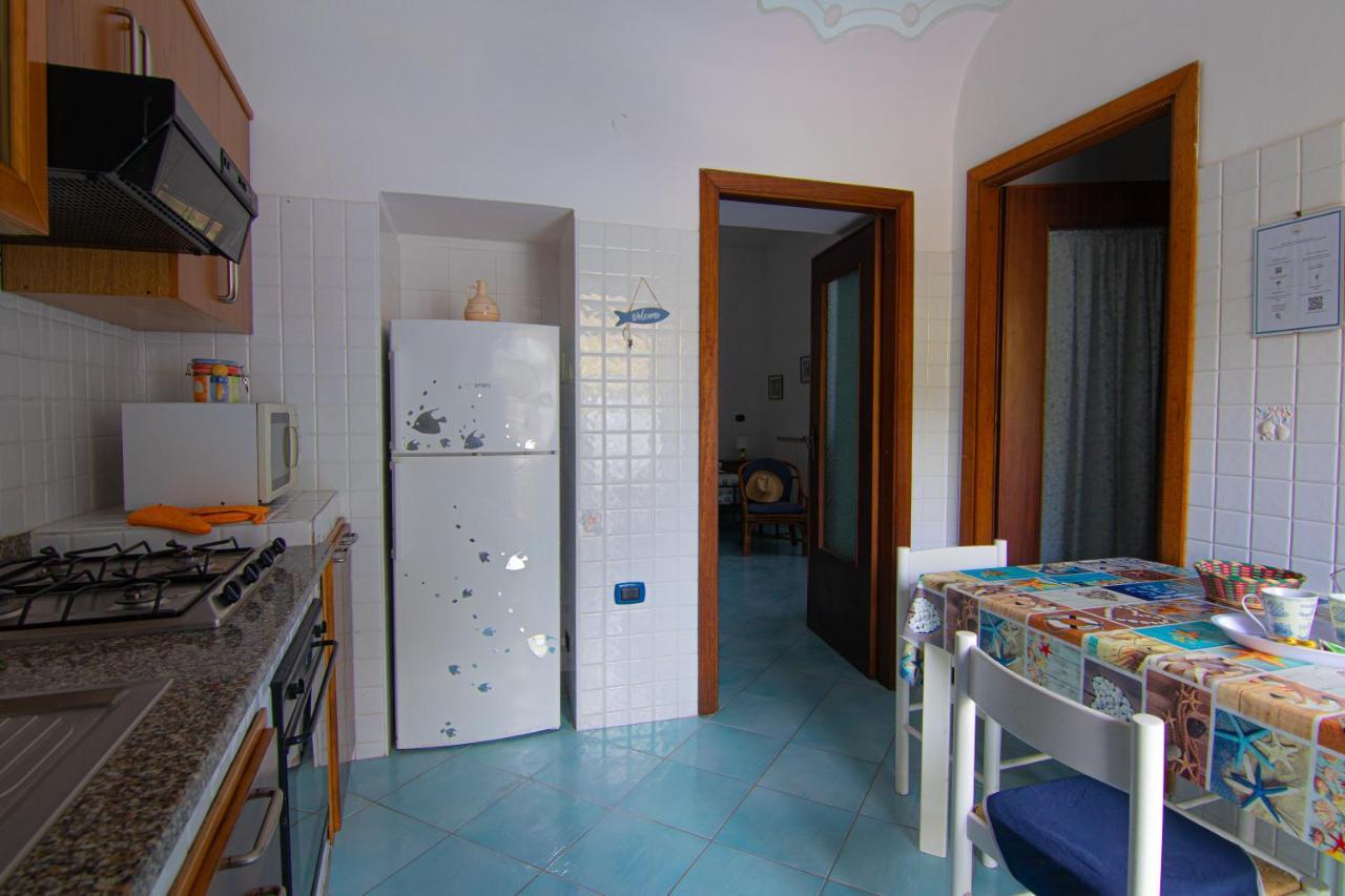 Ponza Holiday Homes - Santa Maria Bagian luar foto